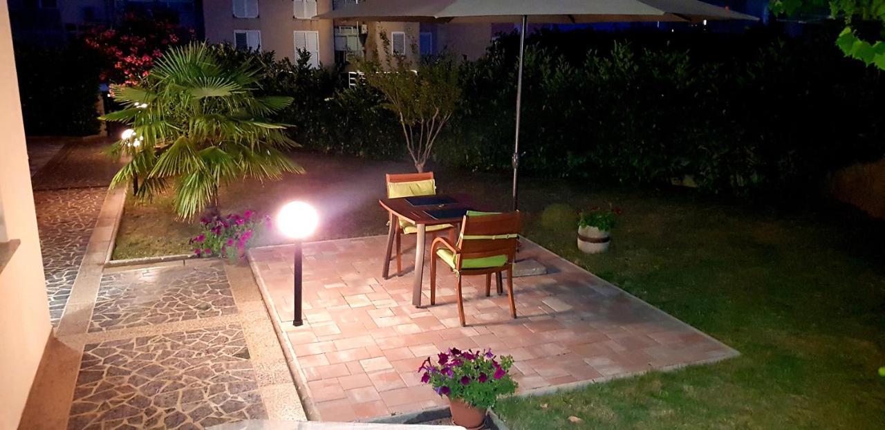 Apartmani Assa Krk كرك المظهر الخارجي الصورة