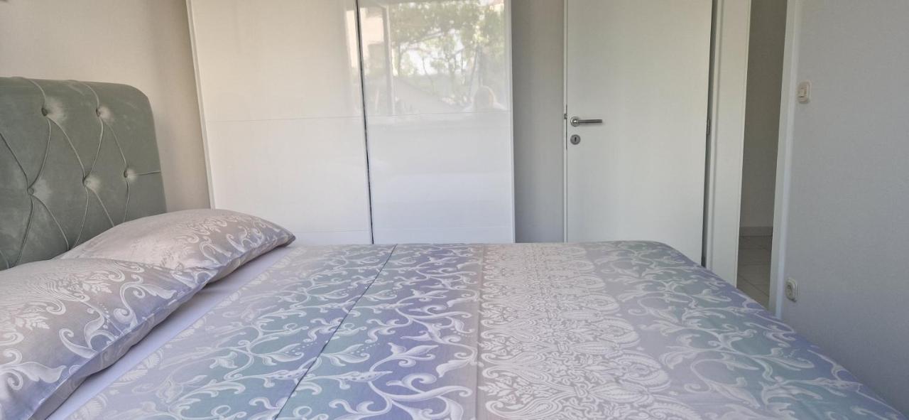 Apartmani Assa Krk كرك المظهر الخارجي الصورة
